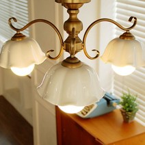 [천삼백케이] [와우조명] 미소 도자기 3등 직부 [볼삼파장 20w 포함], 전구색(노란빛)