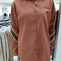 막스카라 사선 배색 포인트 셔츠