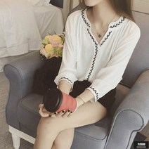 가바바 여성 빅사이즈 블라우스 라인 자수 포인트 칠부 심플 베이직 여름 블라우스 G61991