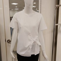 꼼빠니아 울산뉴코아<여름티셔츠 균일가전-->29 000원>같은 컬러의 면100%배색원단으로 매듭 여밈포인트로 멋스러운 라운드넥 반소매 티셔츠 KL400″ class=”wr-img”></a></div></div></div></div><div class=