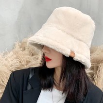 다온마켓 얼굴 작아보이는 부드러운 페이크퍼 따뜻한 버킷햇