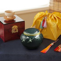 지리산뱀사골토종꿀 [지리산뱀사골] 자연산 야생화꿀 2.4kg 선물세트 (상감청자흑도자기/고가구), 1, 없음/없음/없음