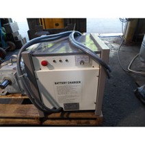 지게차 배터리 자동 충전기 48v용 500a 전원삼상220v 사용
