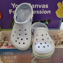 크록스[2001아울렛중계]*신상품*발볼과 발등이 편해 가볍고 편안해 누구나 선호하는 바야밴드 클로그 ~~