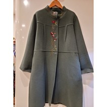 비꼴리끄 핸드메이드 가슴주름 코트_B204WH3020