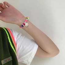 [KT알파쇼핑]스칼렛 레인보우 스마일 팬던트 비즈 팔찌