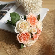 9pcs/세트 인공 장미 실크 플라워 웨딩 꽃다발 로맨틱 대비 컬러 수, 다색