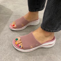 스케쳐스 NC송파 이젠 실내에서도 편하게! 족저근막염 완화용 샌들 슬리퍼 #사무실 #폭신한 쿠셔닝 초경량 여성뮬 고워크 아치핏 샌들 SP0WSCDM012 ROS