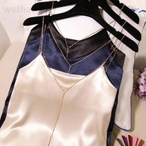 여성 실크 체인끈 나시티 이너 민소매 블리우스 브이넥 미소매 티셔츠1+1