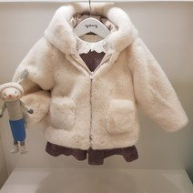 아가방 22겨울 베이비페어! 포근 폭신 두툼해요 밍크 하프 퍼코트 베이직 라인 어떤 옷이든 코디가 깔끔해서 이뻐 밍크 패딩 점퍼! 밍크 코트는 겨울에 찐 이뻐 외출복