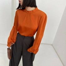 베이시코 / 뒷단추 루즈핏 실크블라우스