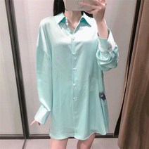 새틴 긴팔 민트색 봄 가을 루즈핏 롱 블라우스 남방 오피스룩 패셔너블 30대 40대 세련된 꾸안꾸 기본