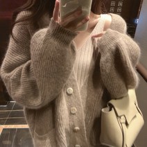 유행하는 여성가디건 그물니트 뽀글이 집업 후리스 터틀넥 가을 겨울 요즘핫한 데일리룩