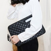 쿨샵 고급 퀄팅 디자인 스타일리쉬 손잡이 빅클러치