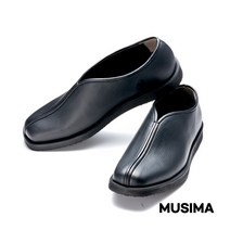 MUSIMA 남성로퍼 미니멀디자인 발이편한 블랙 가죽로퍼 선제작 수제화 데일리로퍼