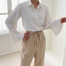 소매 주름 오브제 블라우스