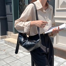 BSHAANS 크로아상백 만두가방 반달 크로스 바디백