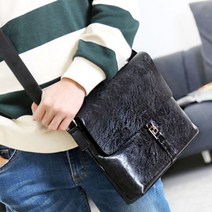 남자토트백 기본적인 디자인 데일리 캐주얼 정장 크로스 가방_[230310EA]