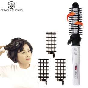 스트레이트 아이론 세라믹으로 스타일링한 윤기나는 머리카락