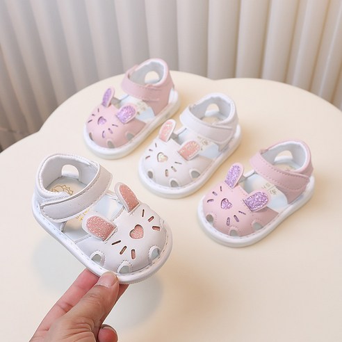 바니 토끼 삑삑이 샌들