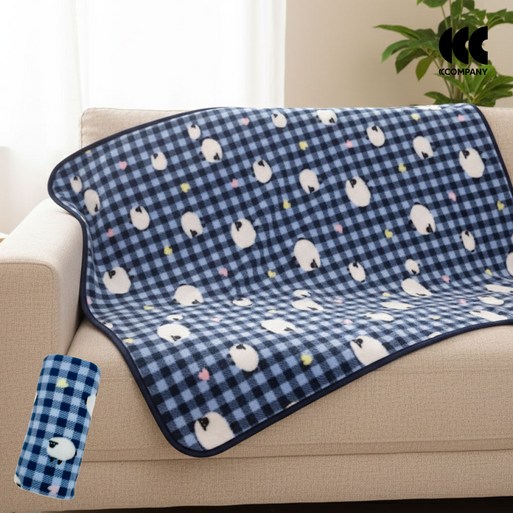 씨씨컴퍼니 포근한 미니 캠핑 학생 책상 캐릭터 따뜻한 체크 극세사 무릎 담요