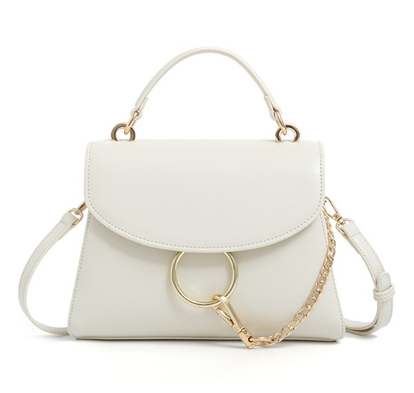 써네이쇼퍼백: 당신의 스타일을 완성하는 데일리 쇼퍼백, 지금 바로 만나보세요!