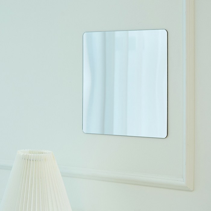 코멧 벽에 붙여서 사용하는 아크릴 거울 30 x 30 cm 코멧 벽에 붙여서 사용하는 아크릴 거울 30 x 30 cm