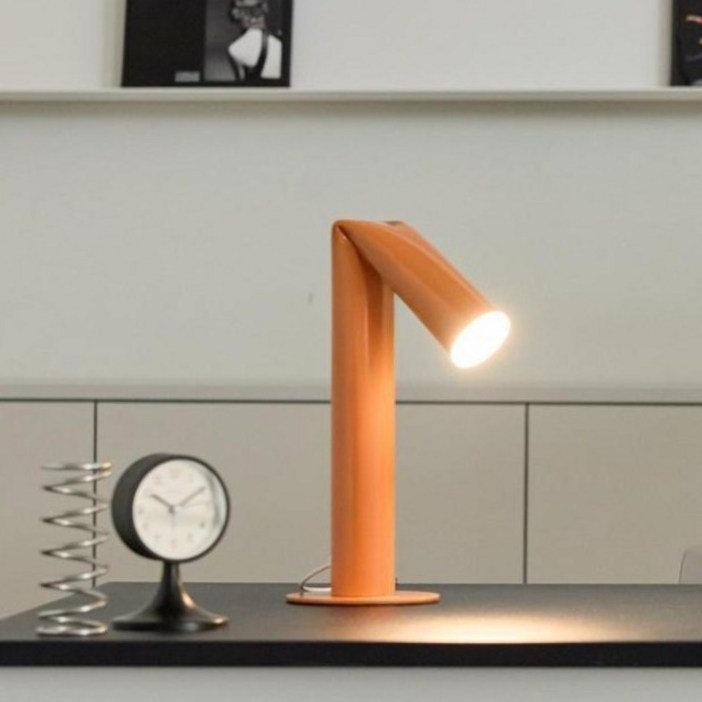 스피아노 보우 LED 테이블 단스탠드