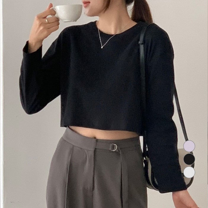 아피나르 여성용 세미 크롭 긴팔 티셔츠 아피나르 여성용 세미 크롭 긴팔 티셔츠