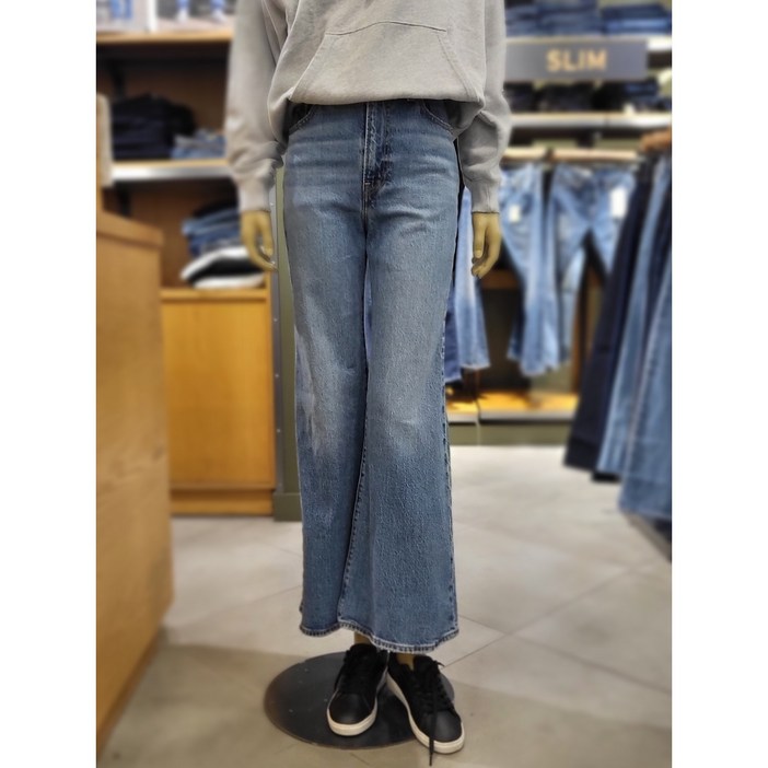 리바이스 여성 립케이지벨 와이드 부츠컷 청바지 사계절 A75030009BB