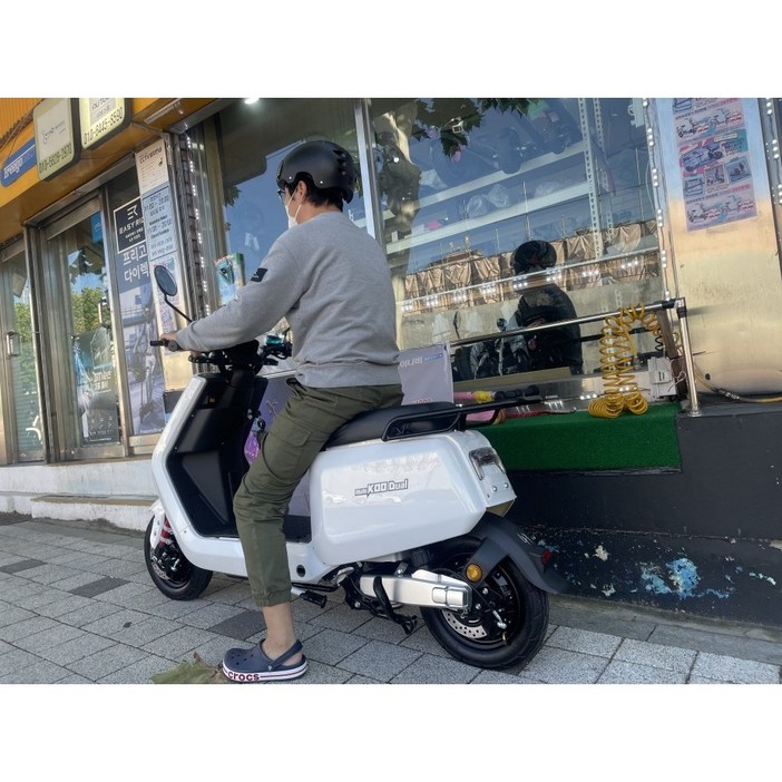 [오늘출발] 아이휠 미니쿠 듀얼 울트라 48V 28.8Ah 국산배터리셀 사용 듀얼모터 배달용 출퇴근용 전동스쿠터