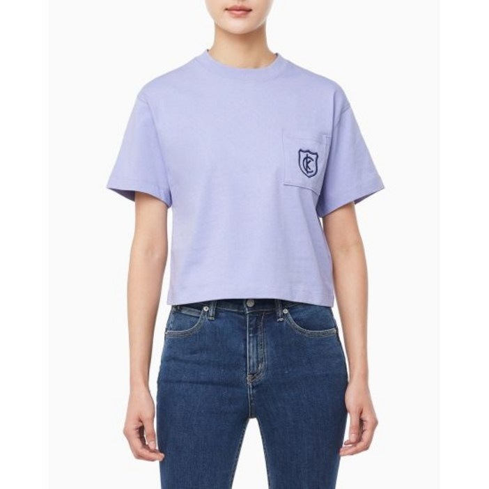 [국내매장품] 캘빈클라인 진 여성 박시 CK 크레스트 크롭 포켓 반팔 티셔츠 47B847G