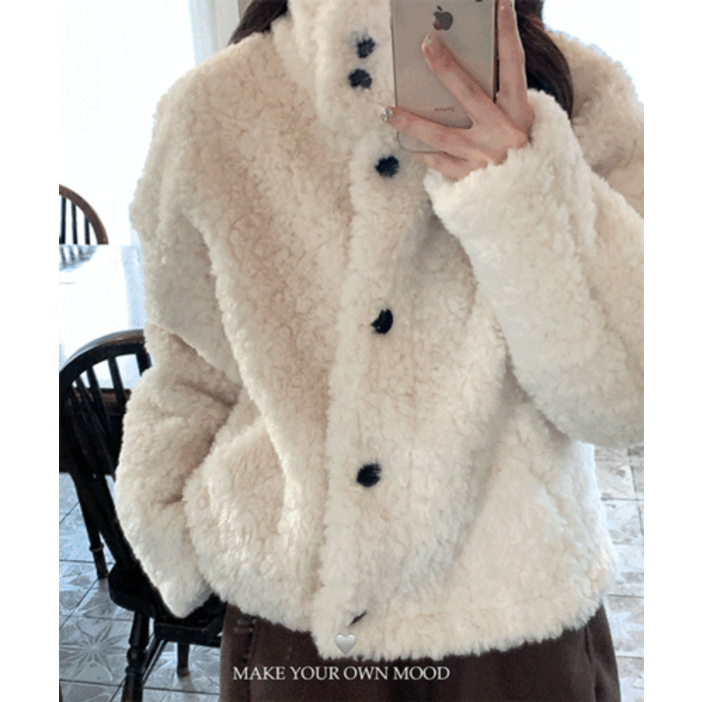 최저가에이블리인기템. 하이넥 터틀 뽀글이 퍼 자켓 겨울자켓 아우터 덤블 숏자켓 숏코트 플리스자켓