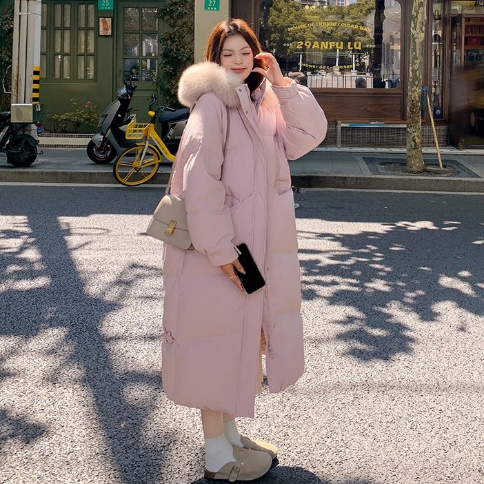Sunghwi 오버핏 롱 패딩 무릎 퍼 칼라 Sunghwi 오버핏 롱 패딩 무릎 퍼 칼라