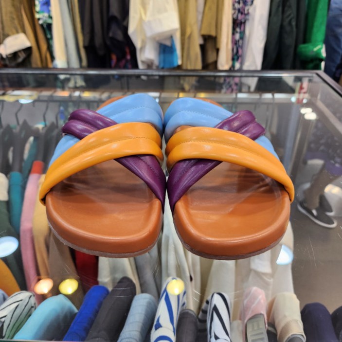 베네통 배색꼬임슬리퍼BCSH53231 베네통 배색꼬임슬리퍼BCSH53231