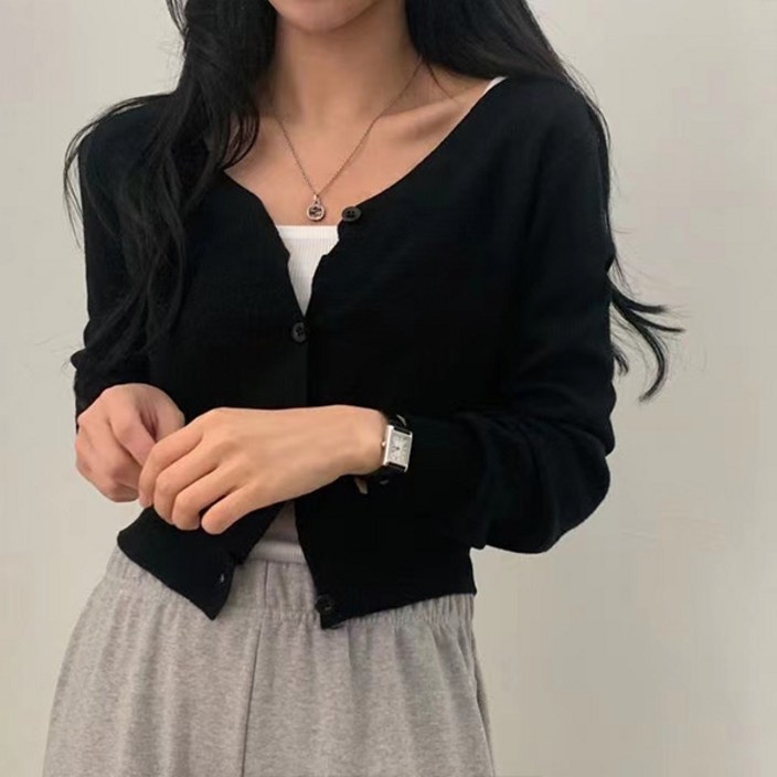 라라홀리 모던 심플 브이넥 슬림 숏 니트 가디건 라라홀리 모던 심플 브이넥 슬림 숏 니트 가디건