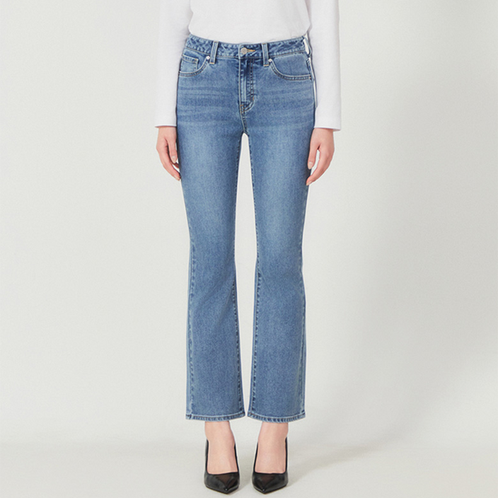 [백화점 정품] 게스 여성 슬림 부츠컷 청바지 미디엄블루