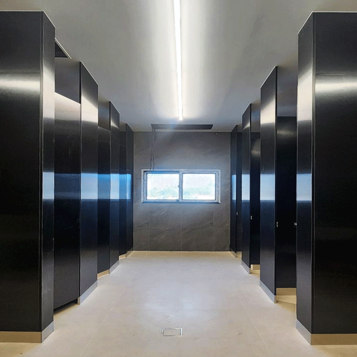 상가 화장실 블랙 칸막이 방수PB 노몰딩 큐비클 공간분리 국내생산