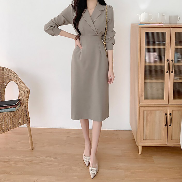 페이퍼먼츠 엘로린 클래식 소프트 랩카라 원피스 11474