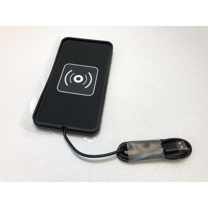 랜드로버 디스커버리4 아우디티티mk2 고속무선충전패드 USB A타잎 차량용무선충전기 랜드로버,아우디 소렌토 무선충전패드