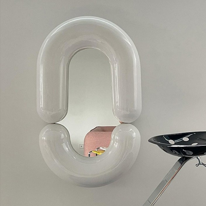 무스타슈 조디악 튜브 거울 벽걸이 볼륨 미러 인테리어거울 집들이선물