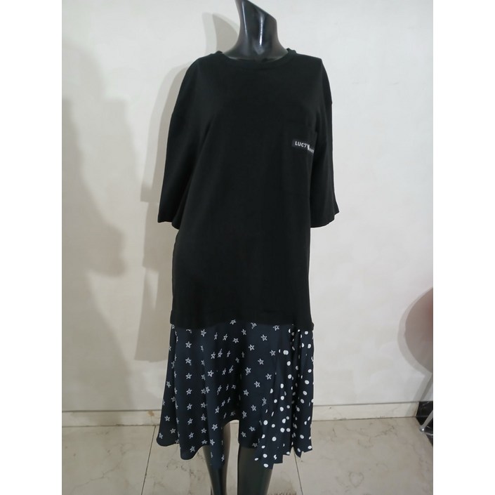 중고 019 럭키슈에뜨 밑단플리츠 루즈원피스 55 NB10996 중고 019 럭키슈에뜨 밑단플리츠 루즈원피스 55 NB10996