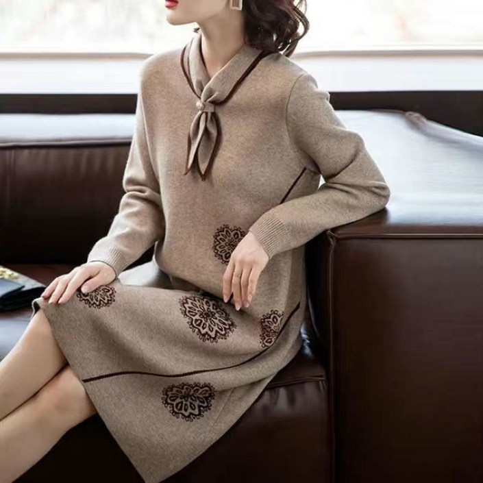 COSYEVNO 중년 엄마 긴팔 원피스 겨울 니트 빅사이즈 패션 프린트 패치워크 4050세 미디 스커트 CXJmmlyq02