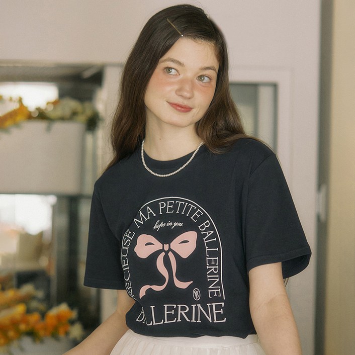 아워호프 여성용 발레린 그래픽 반팔 티셔츠