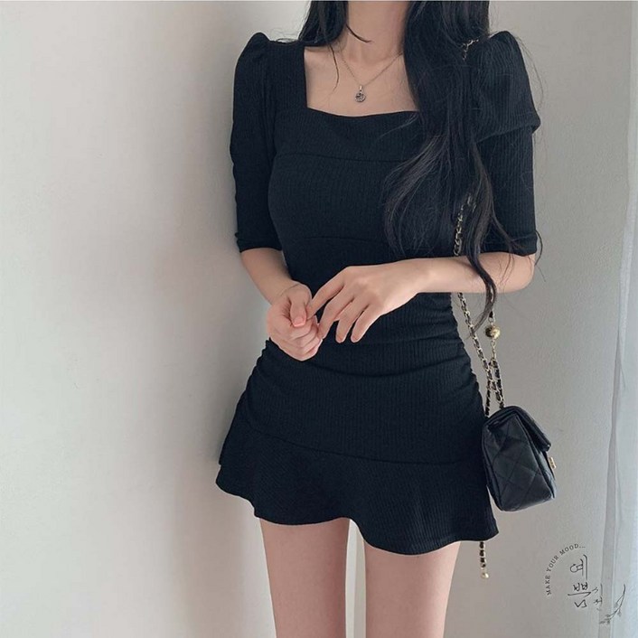 예쁨시전 여성 슬림핏 스퀘어넥 캐주얼 미니 원피스