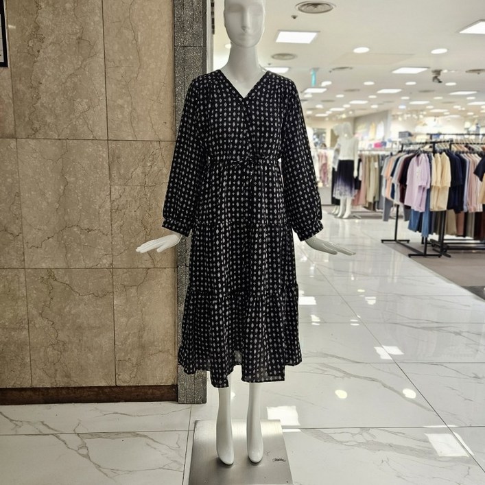 밸리걸 브이넥 패턴 티어드 원피스 211260