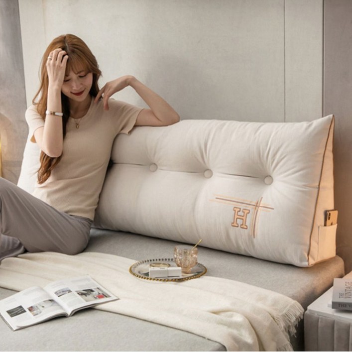 FONOW 삼각 벨벳 극세사 헤드 쿠션  등받이 쿠션