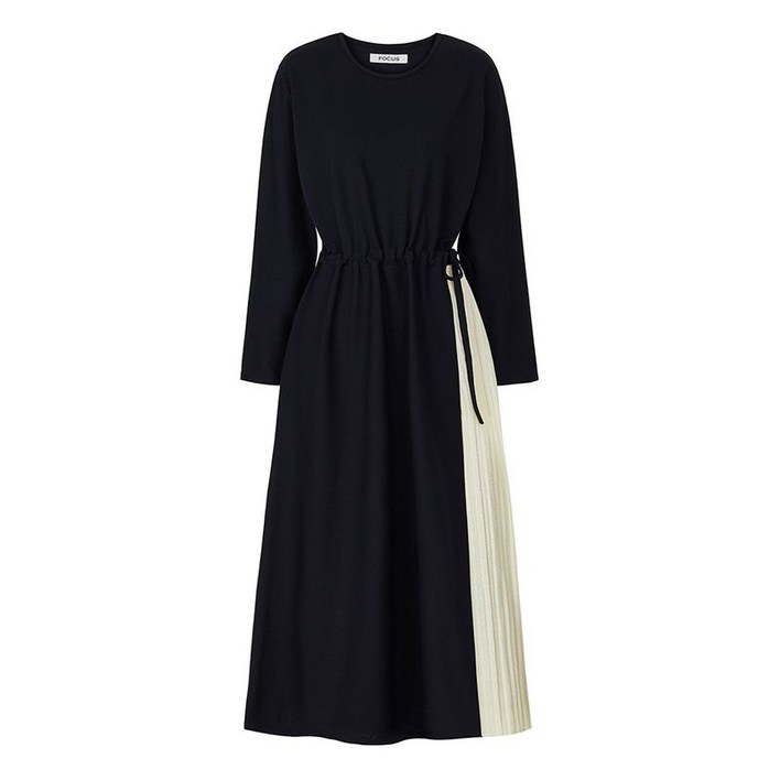 포커스 플리츠 배색 롱 원피스 VF5F1OP3130