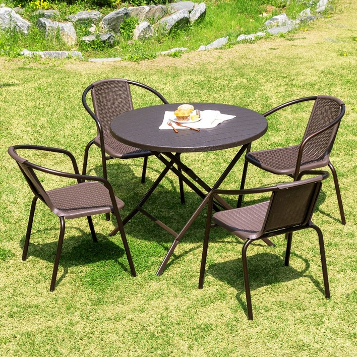 아르망 900 원형 유로 49번 4인 야외 테이블 세트, 브라운
