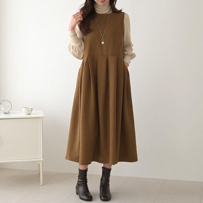 데일리앤 소피아 스퀘어넥 루즈핏 멜빵 플리츠 플레어 기모 롱 원피스 겨울 하객룩